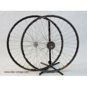 Dura Ace 7400 wheels set with quick release dura ace cassette 7 speed mavic campagnolo omega rims