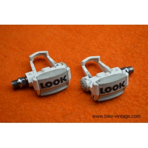 Vintage look Clipless bicycle pedals 